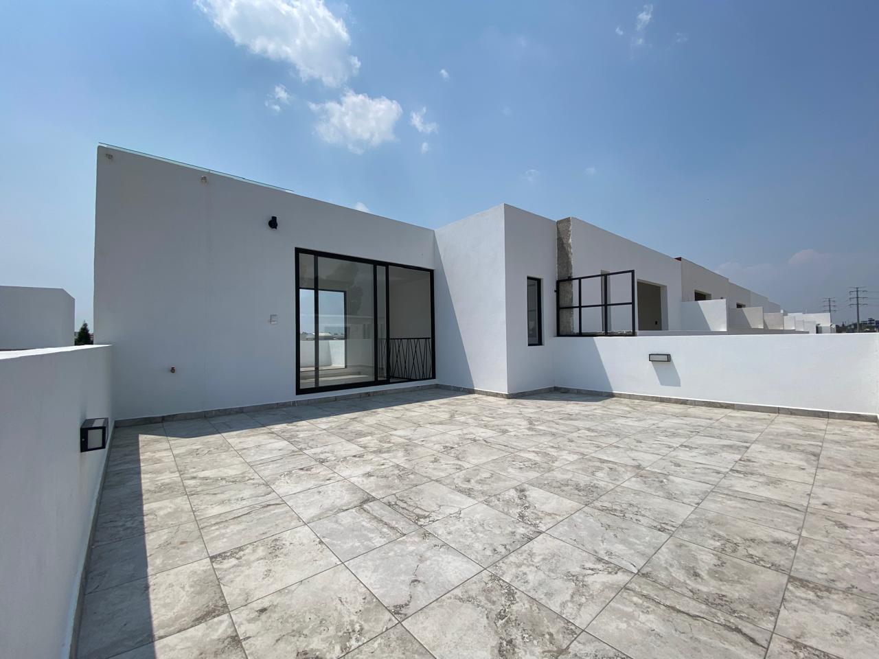 Terraza en azotea con acabado tipo mármol